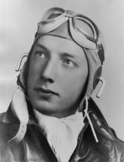 Capt. Darrell R. Lindsey, 394th Bombardment Group, 585th Bomb Squadron, Medal of Honor, Martin B-26 Marauder Pilot