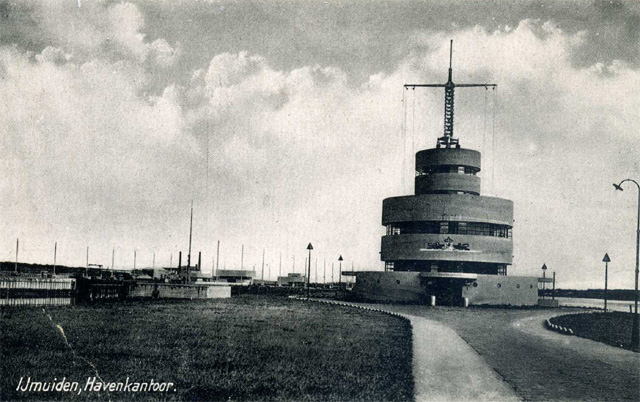 Iijmuiden postcard