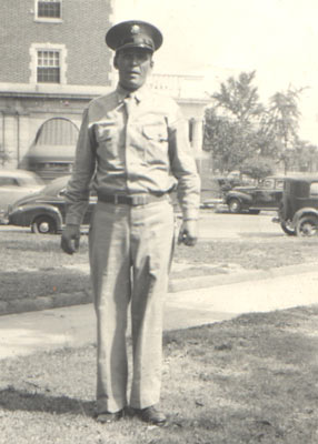 Edward Nielsen, 387th Bomb Group, 558th Bomb Squadron, Bombardier