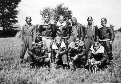 gunners.jpg (36869 bytes)