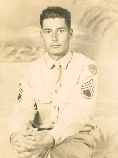 William "Bill" Howard Farnsworth Laberee, Master Sergeant, Flight Crew Chief, 397th Bomb Group, 598th Bomb Squadron